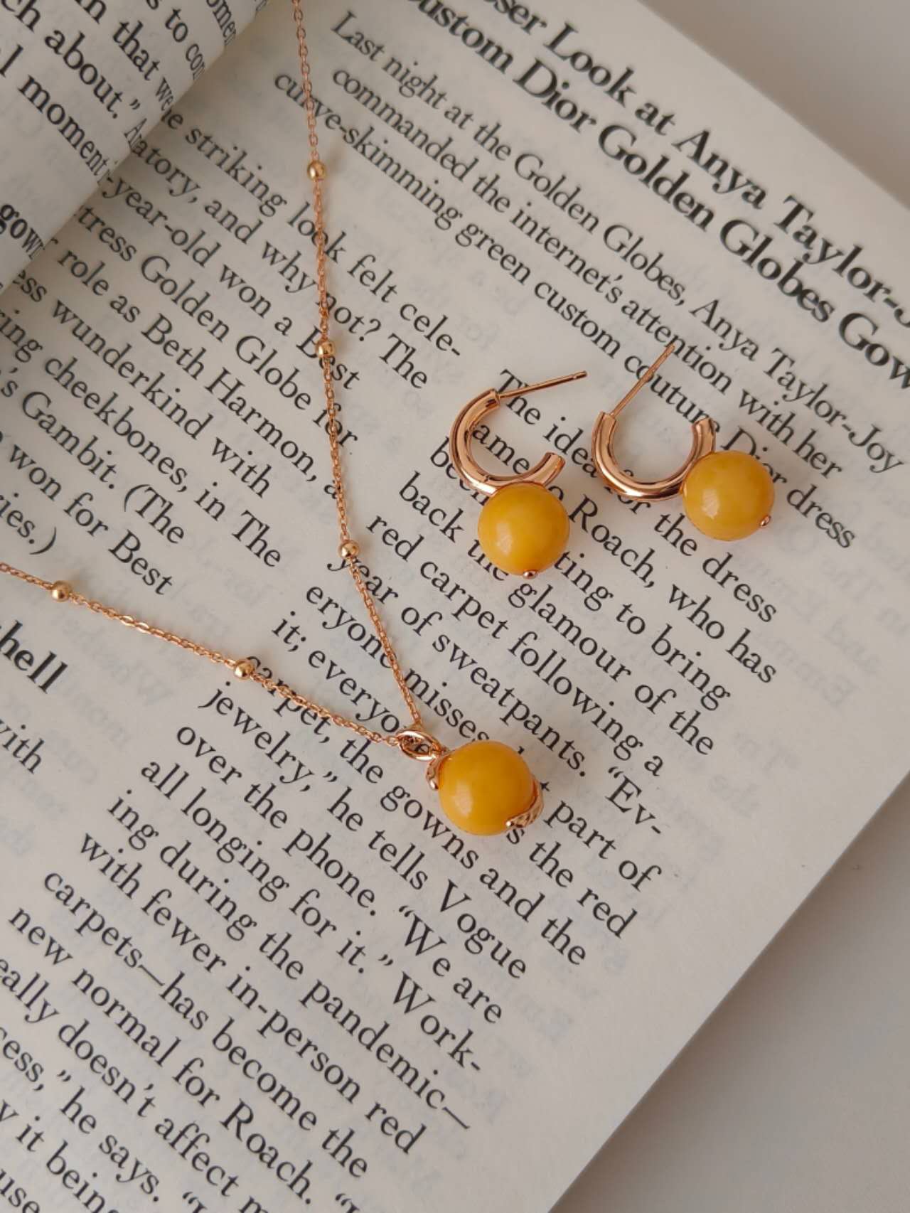 Sunlit Amber Jewelry Set