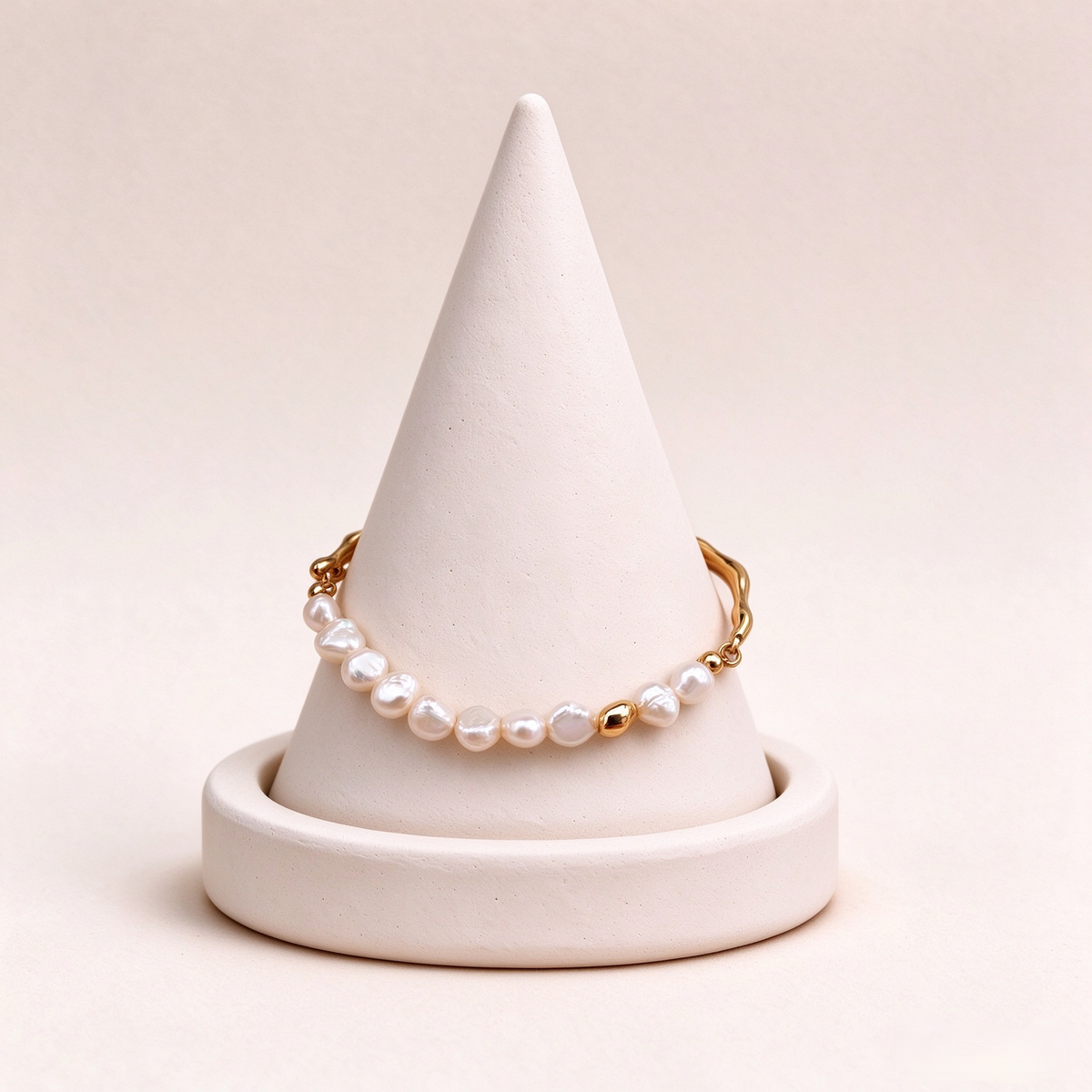 Freeform Pearl Toggle Bracelet