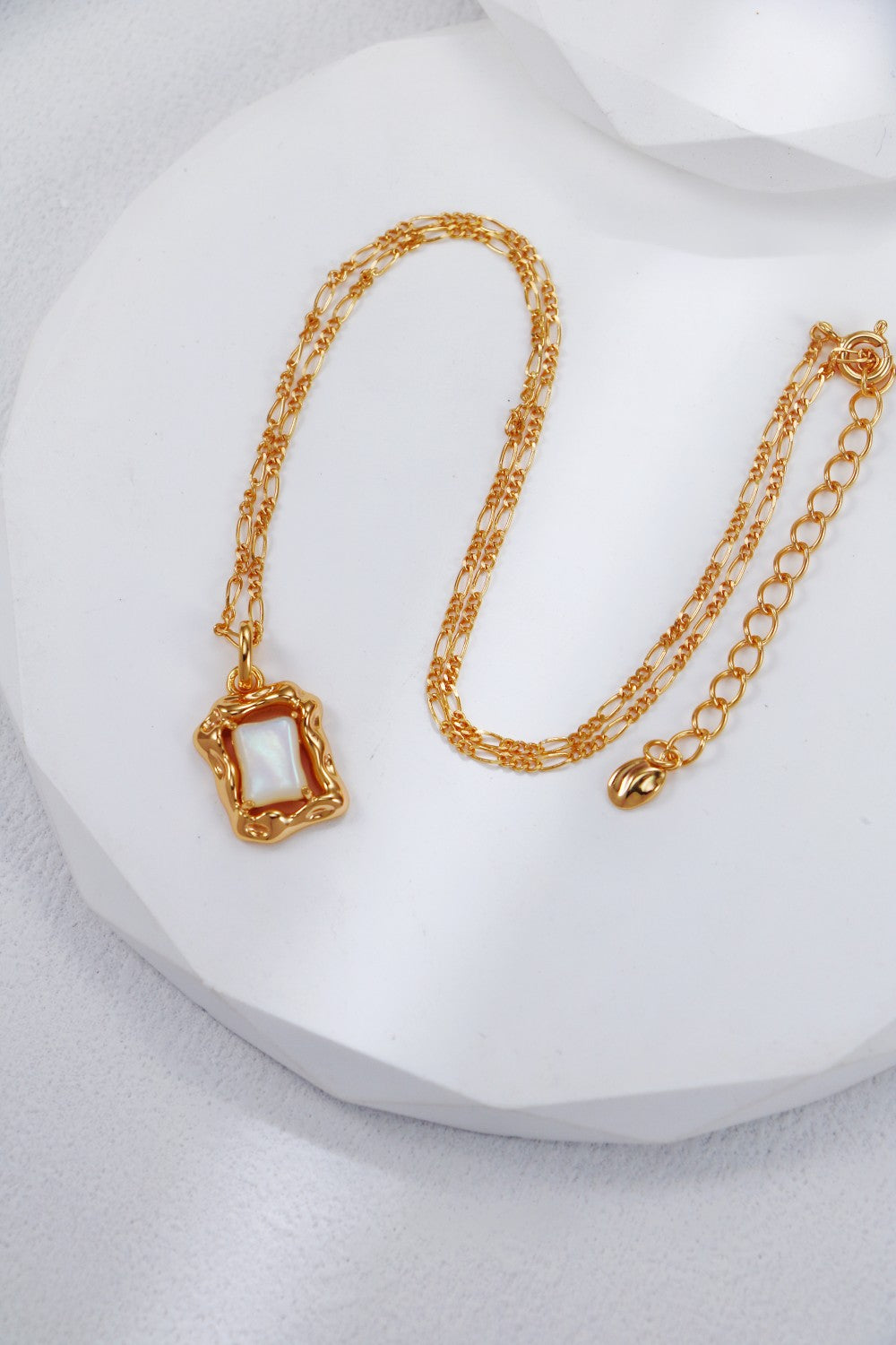 Shell Window Pearl Set