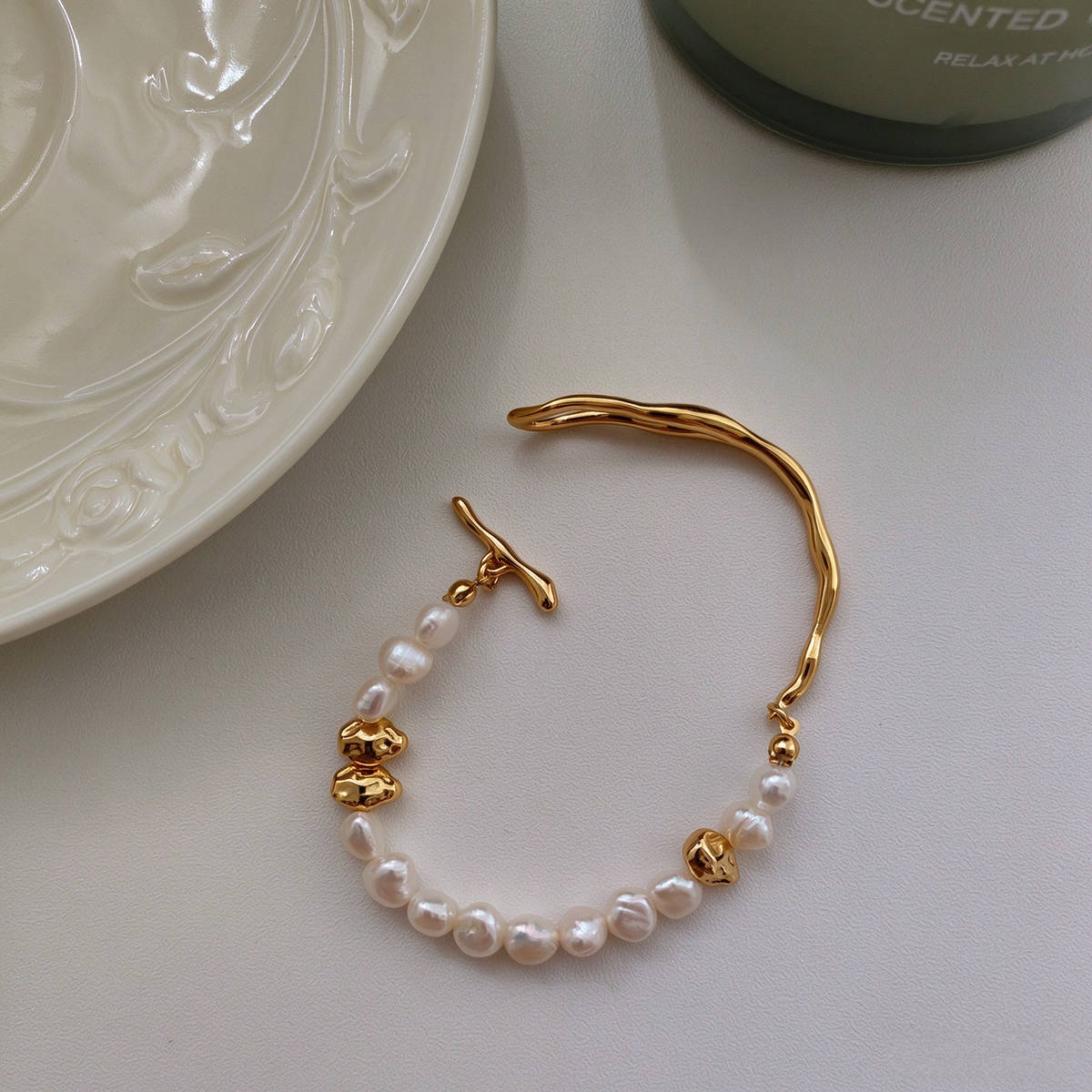 Freeform Pearl Toggle Bracelet