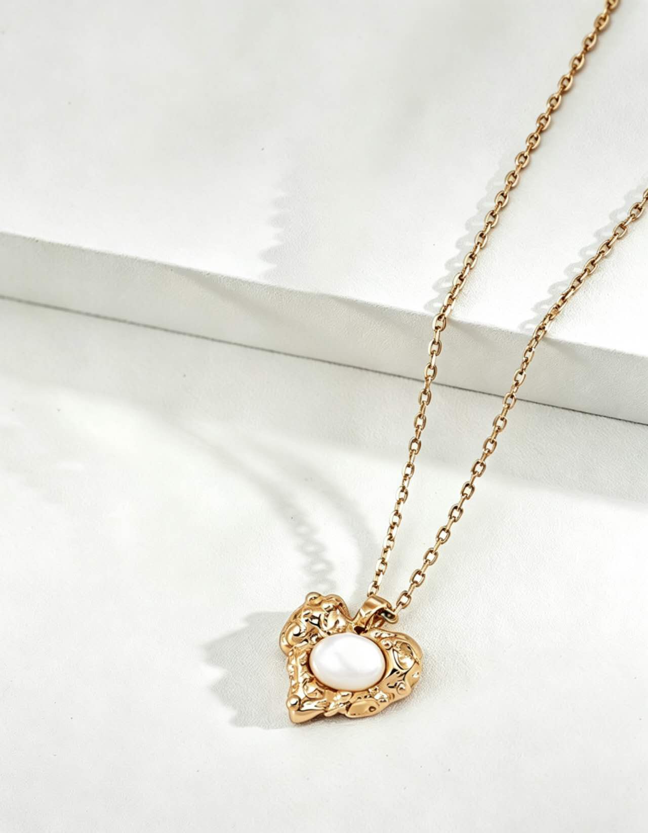 Moonlit Heart Pearl Set