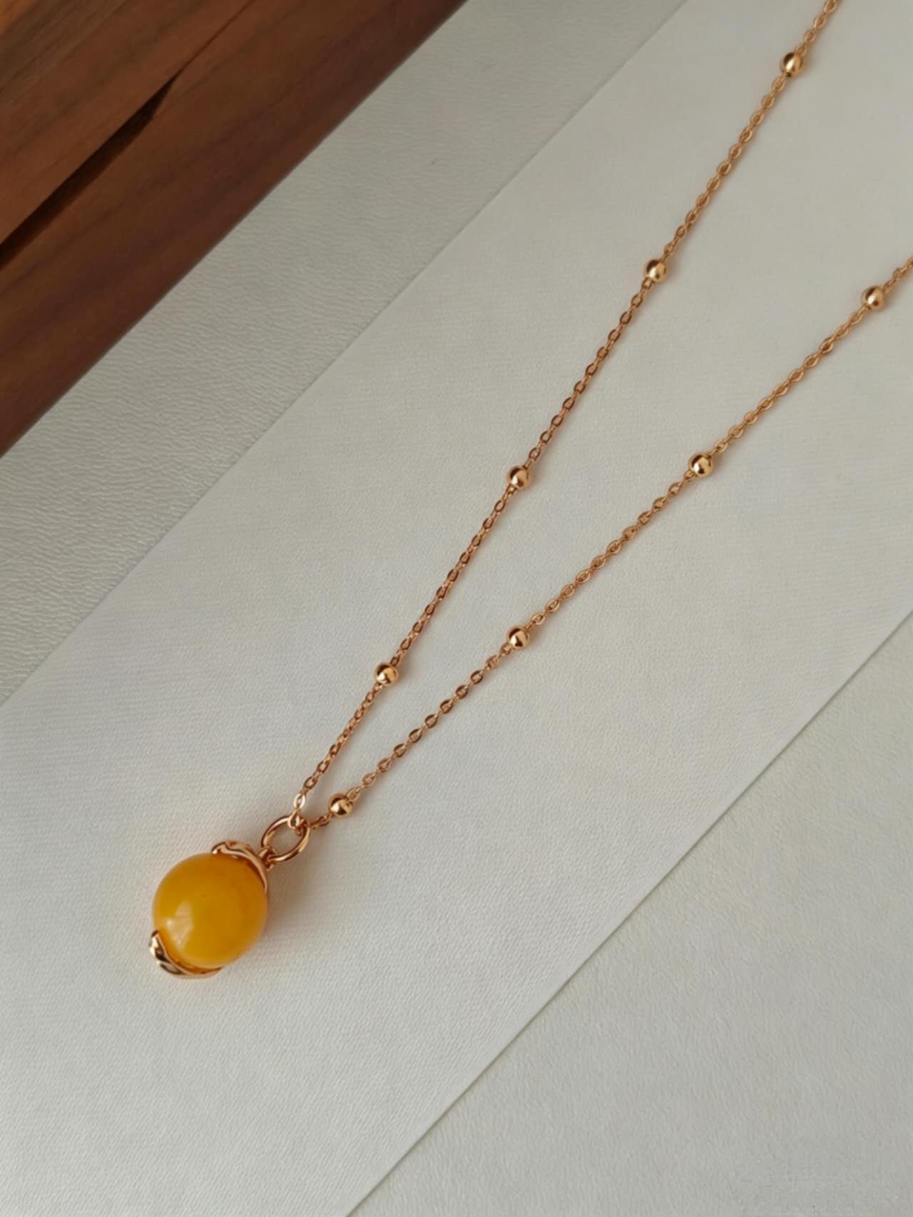 Sunlit Amber Jewelry Set