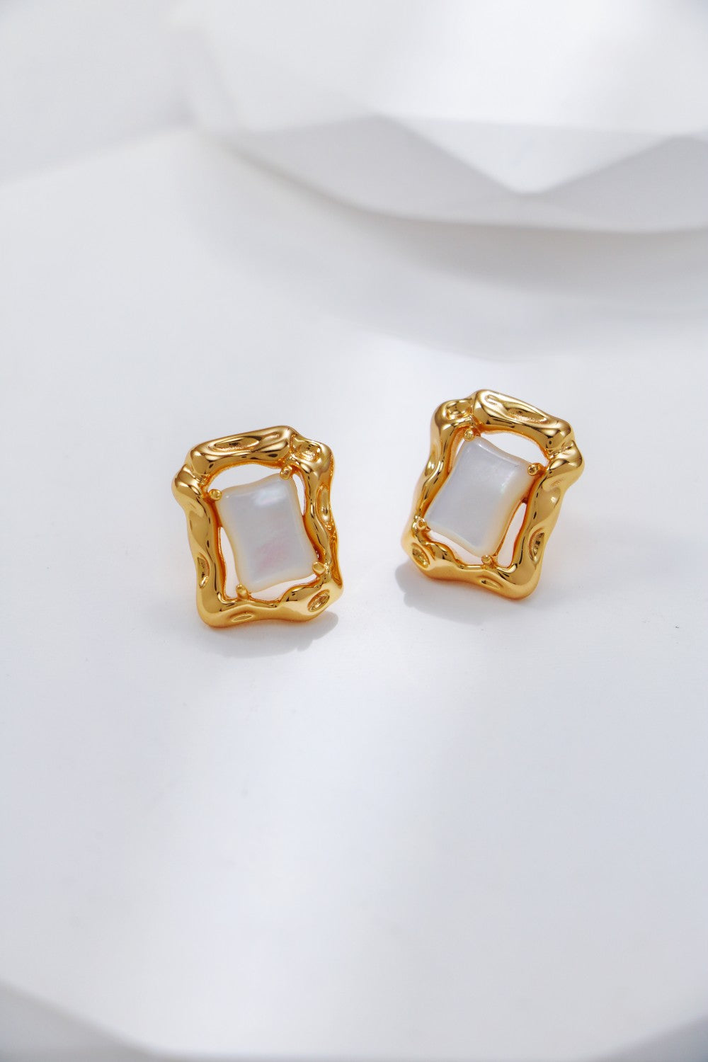 Shell Window Pearl Set