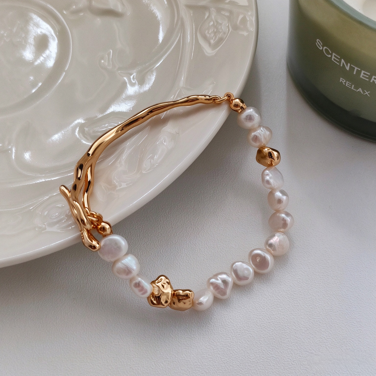 Freeform Pearl Toggle Bracelet