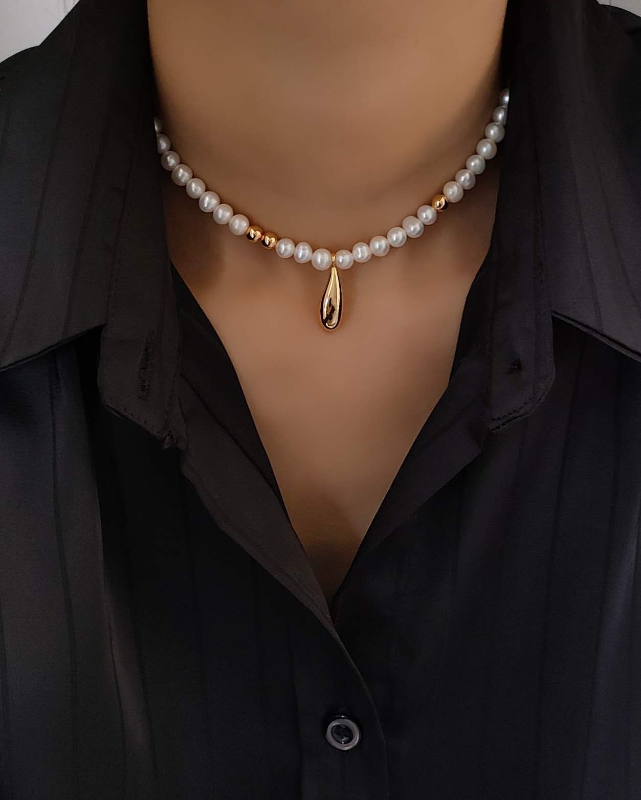 The Freedom Pearl Toggle Set
