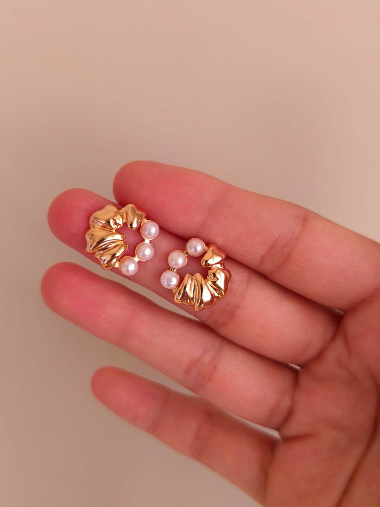 Golden Bloom Pearl Set