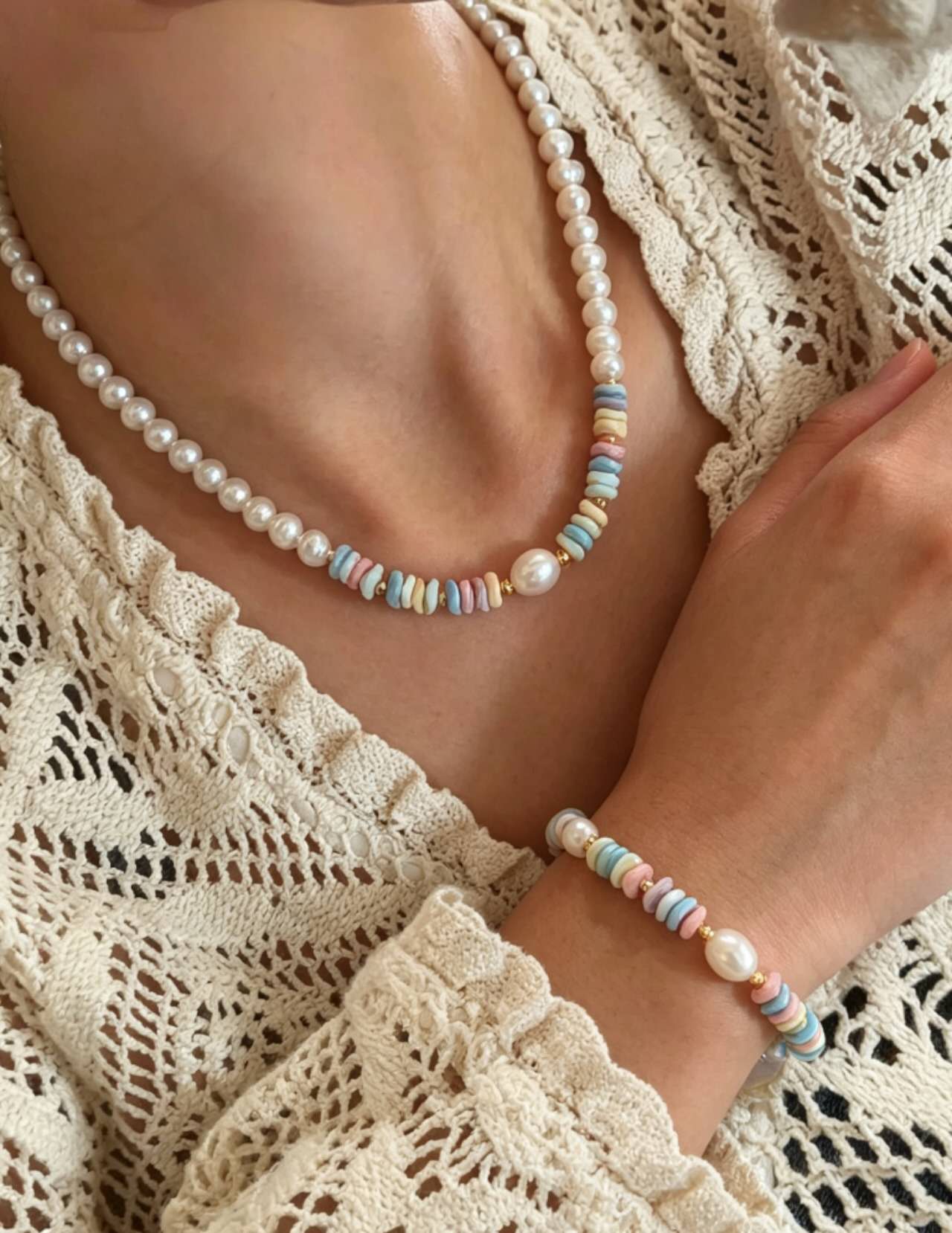 Chasing Rainbow Pearl Set