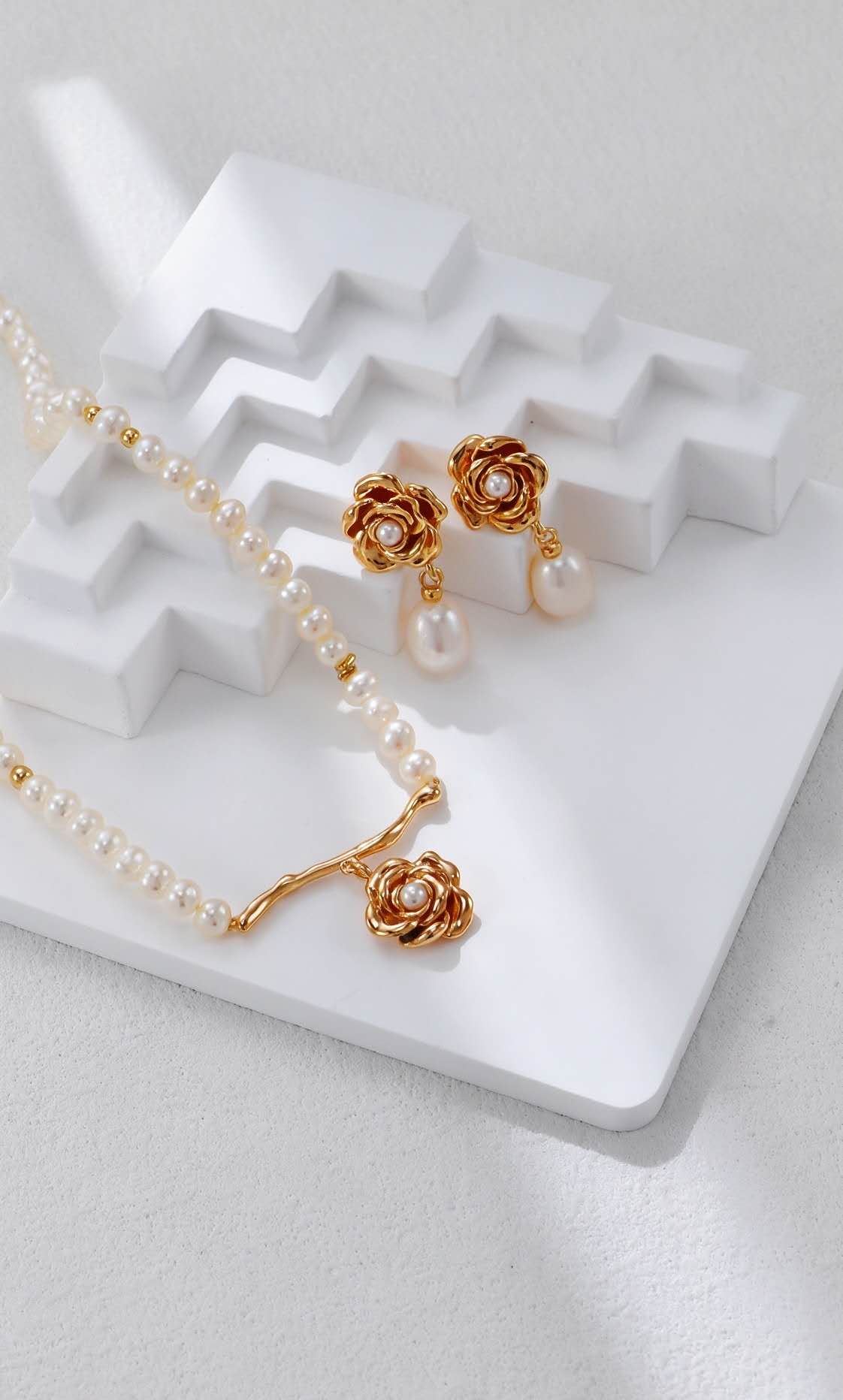Rose Dew Pearl Set